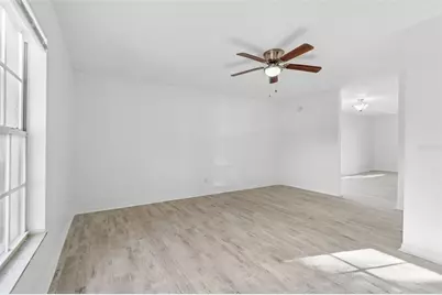 5182 Sunridge Palms Drive #5182, Tampa, FL 33617 - Photo 12