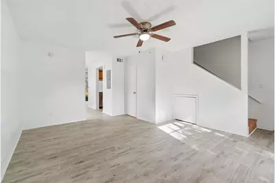 5182 Sunridge Palms Drive #5182, Tampa, FL 33617 - Photo 14