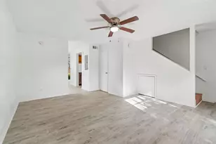 5182 Sunridge Palms Dr, Tampa, FL 33617 - Photo 14