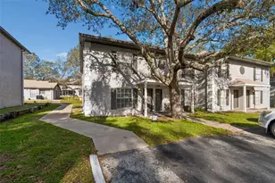 5182 Sunridge Palms Dr, Tampa, FL 33617 - Photo 2