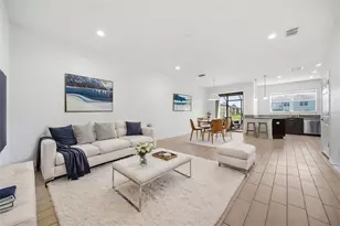 11539 Crowned Sparrow Ln, Tampa, FL 33626 - Photo 4