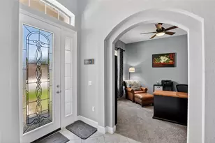 2334 Creeks Crossing Dr, Lakeland, FL 33810 - Photo 4