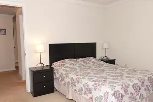 18281 Bridle Club Dr, Tampa, FL 33647 - Photo 16