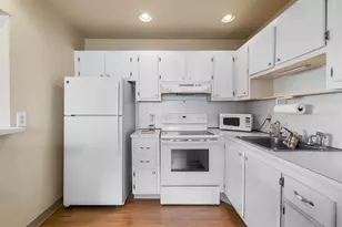 1801 Bedford Ln, Sun City Center, FL 33573 - Photo 16