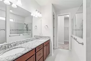19246 Briarbrook Dr, Tampa, FL 33647 - Photo 16