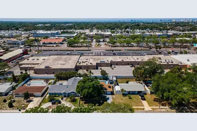 1349 Regina Drive W, Largo, FL 33770 - Photo 46