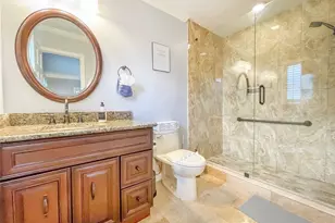 2102 W Kyra Dr, Tampa, FL 33612 - Photo 24