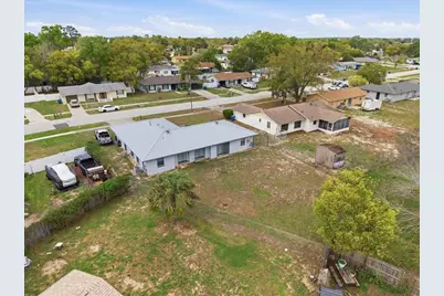 4464 Bromley Avenue, Spring Hill, FL 34609 - Photo 6