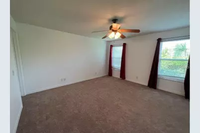 10216 Dolce Vista Drive NE, Saint Petersburg, FL 33702 - Photo 12