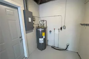 5841 4th Ave N, Saint Petersburg, FL 33710 - Photo 16