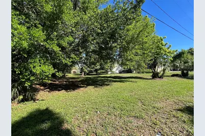 10105 N 16 Street, Tampa, FL 33612 - Photo 1