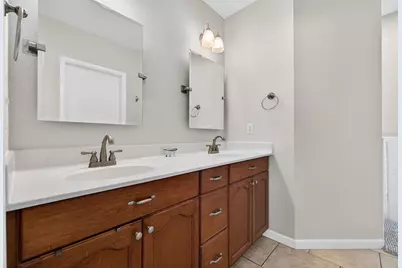 169 27th Avenue N, Saint Petersburg, FL 33704 - Photo 24