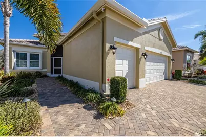 16122 Cedar Key Drive, Wimauma, FL 33598 - Photo 4