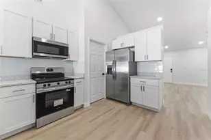 5931 Taywood Dr, Tampa, FL 33624 - Photo 10