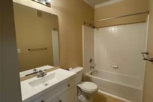 18575 Bridle Club Dr, Tampa, FL 33647 - Photo 10
