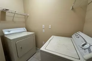 18575 Bridle Club Dr, Tampa, FL 33647 - Photo 16