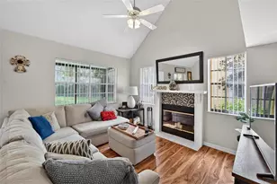 3612 Pine Knot Dr, Valrico, FL 33596 - Photo 10