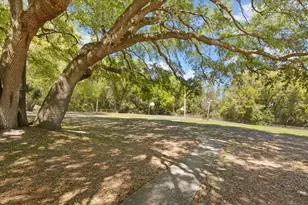 606 Wilson St, Wildwood, FL 34785 - Photo 48