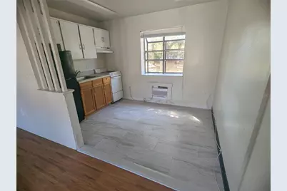 2166 Bradford Street #105, Clearwater, FL 33760 - Photo 4