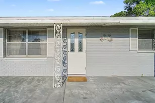 7012 Center Creek Dr, Tampa, FL 33615 - Photo 6