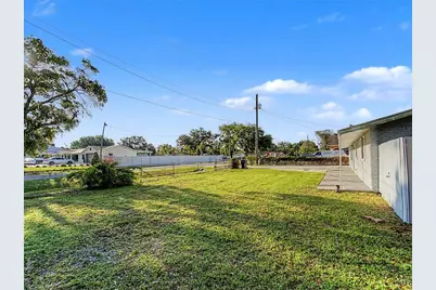 7012 Center Creek Drive, Tampa, FL 33615 - Photo 68