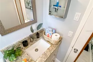 7012 Center Creek Dr, Tampa, FL 33615 - Photo 12