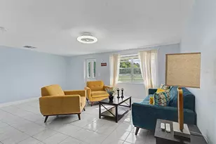 7012 Center Creek Dr, Tampa, FL 33615 - Photo 16