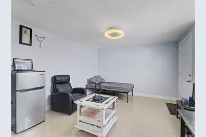 7012 Center Creek Drive, Tampa, FL 33615 - Photo 30