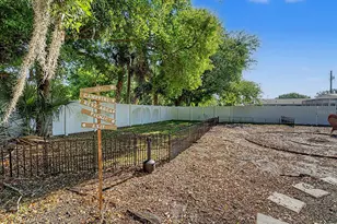 7012 Center Creek Dr, Tampa, FL 33615 - Photo 64