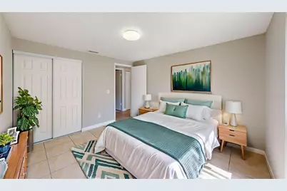 16206 Sagebrush Road, Tampa, FL 33618 - Photo 14