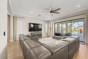 28336 Picana Ln, Wesley Chapel, FL 33543 - Photo 10