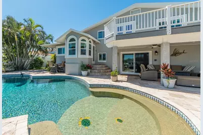 707 Snug Island, Clearwater Beach, FL 33767 - Photo 2