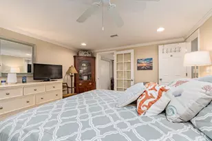 707 Snug Island, Clearwater Beach, FL 33767 - Photo 10