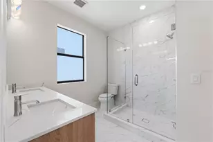 4353 Fontanarosa Village Ct, Tampa, FL 33614 - Photo 10