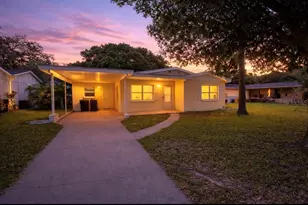 1247 Davis Rd, Dunedin, FL 34698 - Photo 1