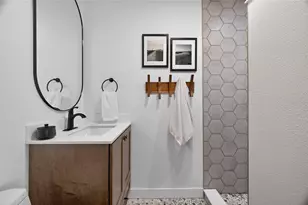 2171 Lagoon Dr, Dunedin, FL 34698 - Photo 22