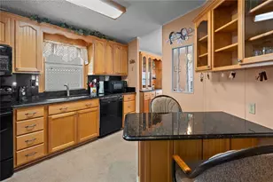 36853 Jodi Ave, Zephyrhills, FL 33542 - Photo 8