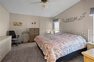 36853 Jodi Ave, Zephyrhills, FL 33542 - Photo 16