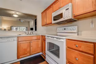 215 Lighthouse Ct, Safety Harbor, FL 34695 - Photo 8