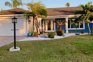 6317 Wisteria Ln, Apollo Beach, FL 33572 - Photo 4