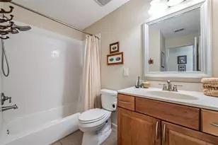 10103 Sailwinds Blvd N, Largo, FL 33773 - Photo 16