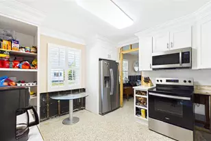 3001 57th St S, Gulfport, FL 33707 - Photo 10