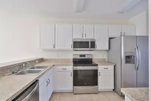 15843 Fishhawk View Dr, Lithia, FL 33547 - Photo 10