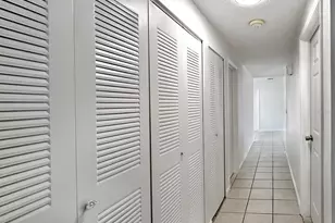 2307 Merrily Cir N, Seffner, FL 33584 - Photo 14