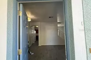 1567 Blue Magnolia Rd, Brandon, FL 33510 - Photo 2