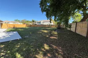 800 St Petersburg Dr W, Oldsmar, FL 34677 - Photo 18