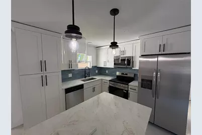 800 Saint Petersburg Drive W, Oldsmar, FL 34677 - Photo 4