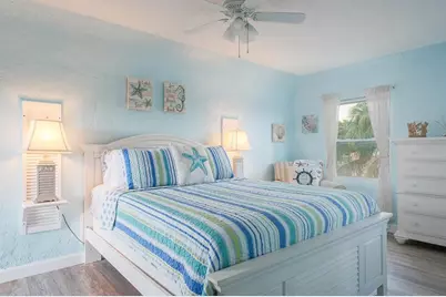 7001 Gulf Boulevard #Apt 2, Saint Pete Beach, FL 33706 - Photo 1