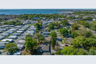 317 Elizabeth Avenue, Clearwater, FL 33759 - Photo 38