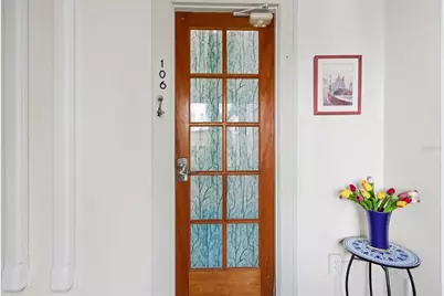 130 4th Avenue N #106, Saint Petersburg, FL 33701 - Photo 2